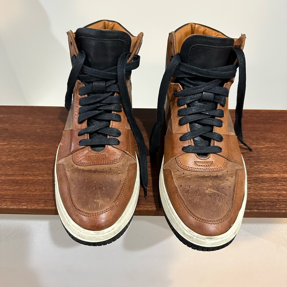 FRYE 8.5 all leather sneakers